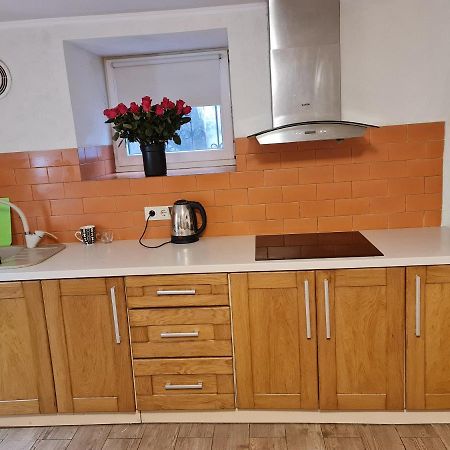 Apartamento Студіо На Кoновальця Leópolis Exterior foto