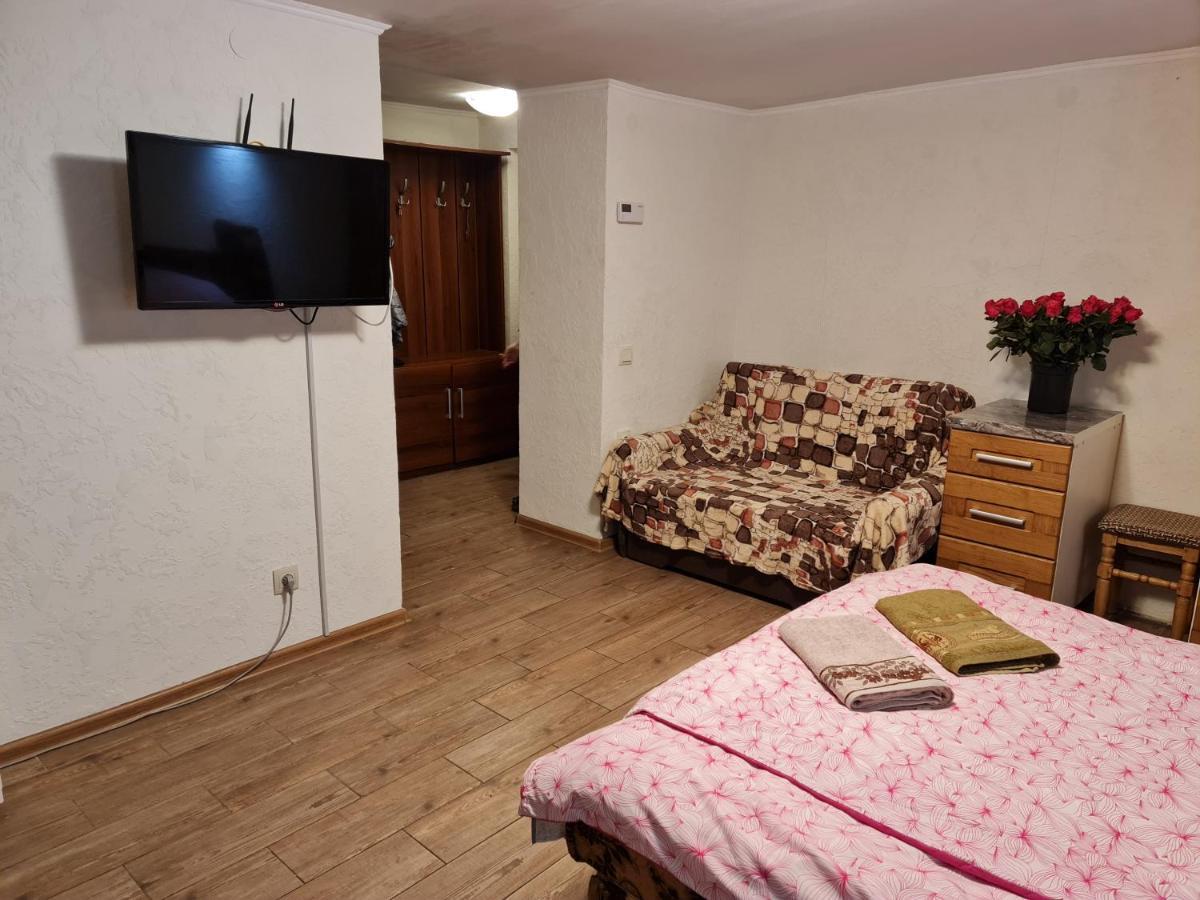 Apartamento Студіо На Кoновальця Leópolis Exterior foto